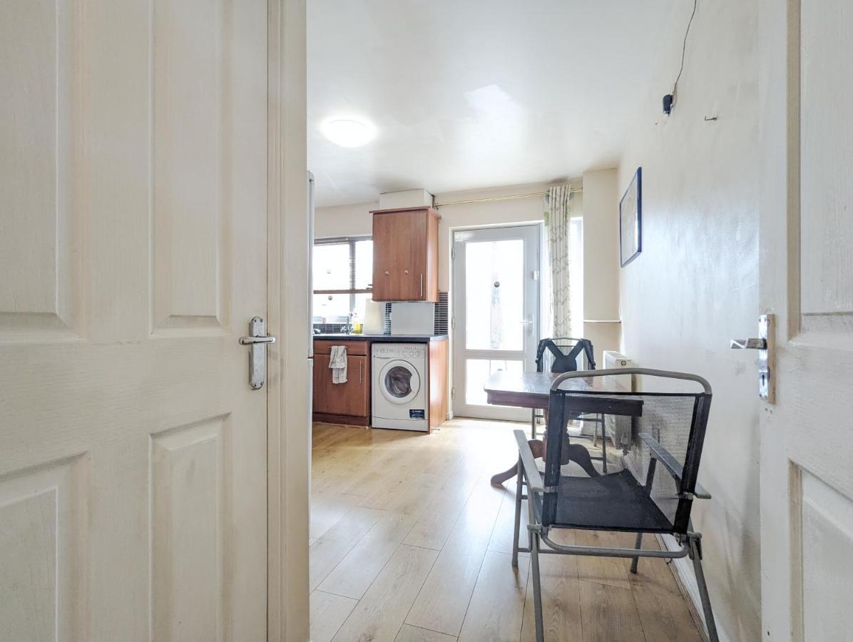 Guest Rooms Near City Centre & Dock Free Parking Liverpool Exteriör bild