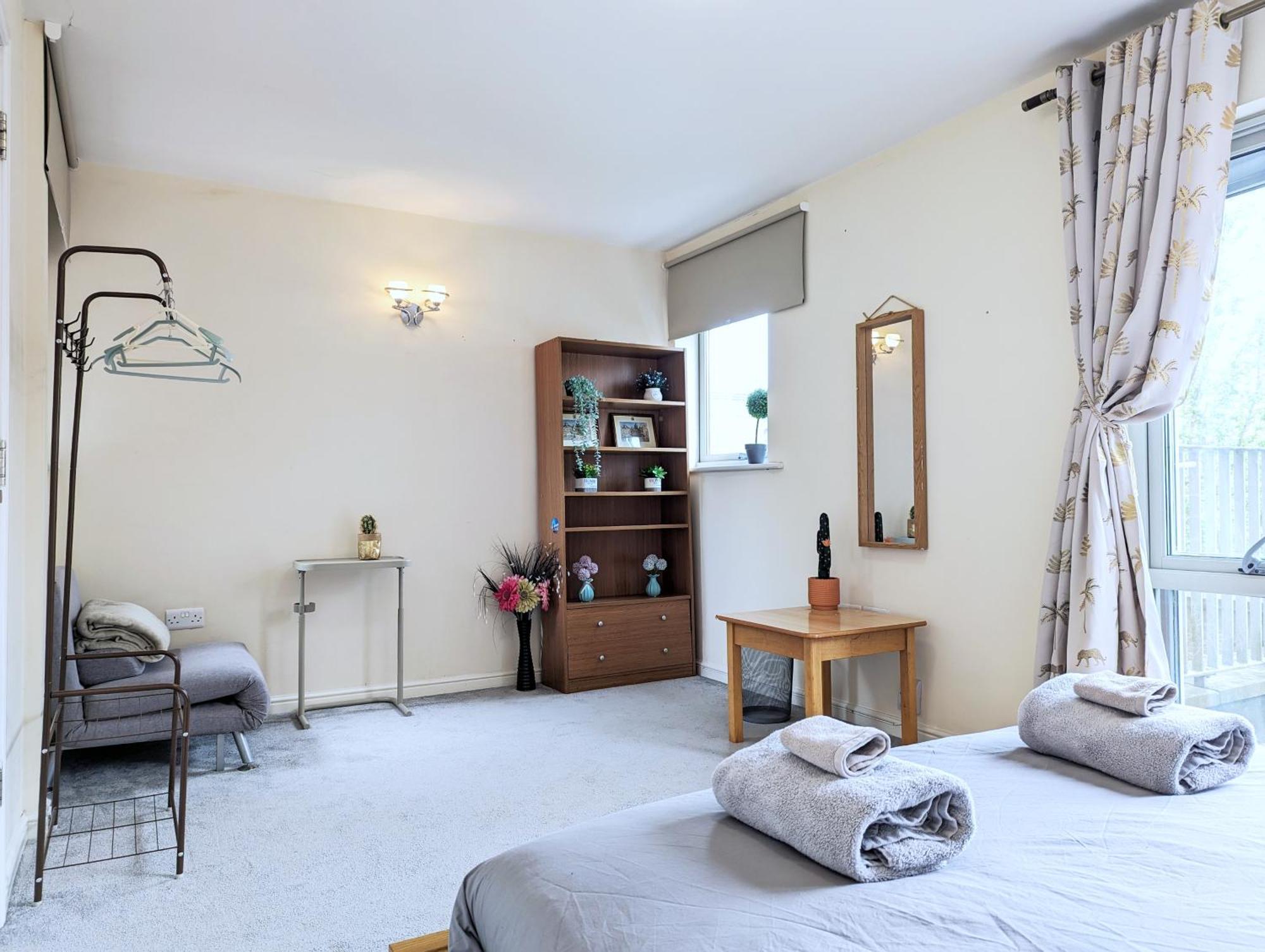 Guest Rooms Near City Centre & Dock Free Parking Liverpool Exteriör bild